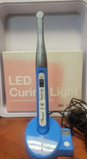 C02-S PRACTICON Led Curing Light