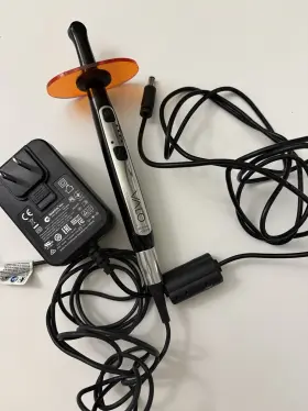 W01070 ULTRADENT Valo Dental Curing Light